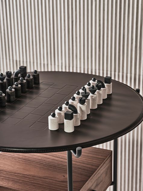 Chess Table Design, Chess Board Design, Built In Table, Chess Design, Interior Design Layout, Chess Table, Marble Furniture, Small Room Decor, Milan Design