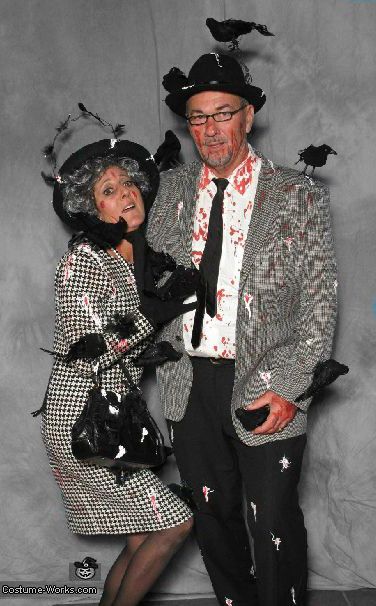 Diy Halloween Couples, Alfred Hitchcock The Birds, Couples Costumes Creative, Best Couples Costumes, Bird Costume, Homemade Halloween Costumes, Black Birds, Homemade Costumes, Unique Costumes