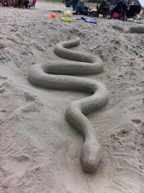 A snake sand castle! Found in Bethany Beach, Delaware Beach Sand Sculptures, Cool Sand Castles, Beach Sand Art Easy, Sand Castle Ideas, Sand Ideas, Beach Sand Castles, Beach Sand Art, Clay Snake, Bethany Beach Delaware