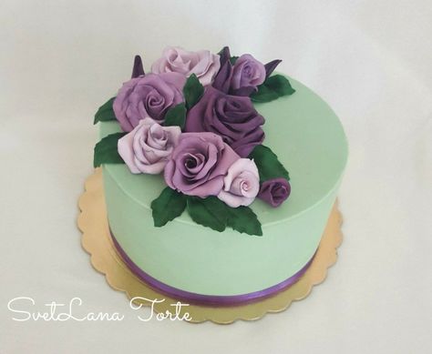 Green Birthday Cake, Purple Combination, Green Birthday Cakes, Purple Cakes Birthday, Roses Cake, Green Birthday, Green Roses, Purple Cakes, Green Cake