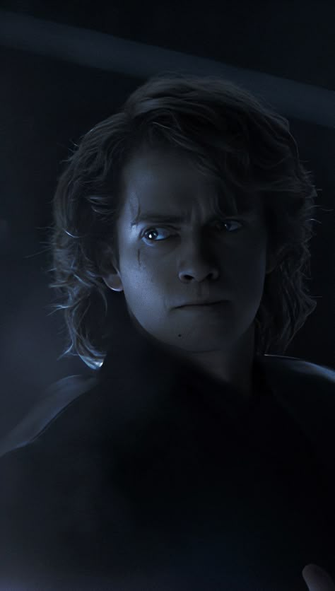 Lightsaber Anakin, Darth Vader 1977, Anakin Skywalker Wallpaper, Darth Vader Icon, Anakin Ahsoka, Anakin Darth Vader, Padme And Anakin, Ahsoka Series, Anakin Skywalker Darth Vader