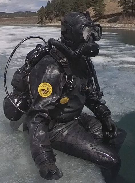 Saturation Diver, Deep Sea Diving Suit, Breathing Apparatus, Scuba Wetsuit, Scuba Diver Girls, Hans Holbein The Younger, Hazmat Suit, Wetsuit Men, Deep Sea Diving