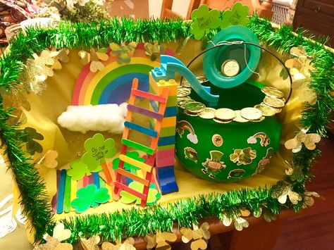 Leprechaun trap Leprechaun Trap Ideas For Kids, Unique Leprechaun Traps, St Patricks Day Leprechaun Traps, Leaprochan Trap, Lepurchan Trap, Leppercan Trap, Lepercaun Traps Easy, Leprocon Trap Ideas, Leprechaun Traps Ideas For Kids School