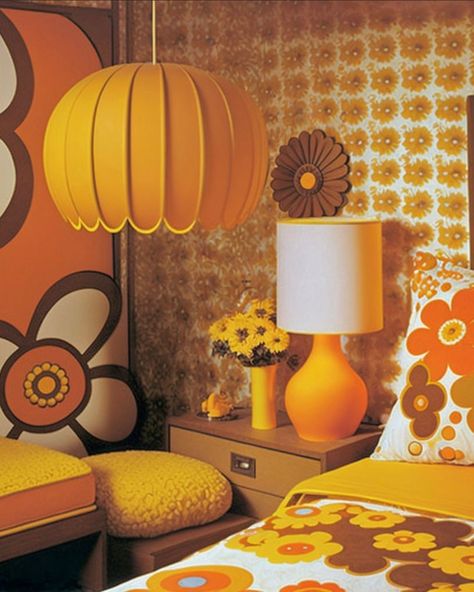 60s Room, Groovy Bedroom, 70s Bedroom, Groovy Room, 70s Room, 70s Interior Design, Retro Rooms, 70s Interior, Retro Bedrooms