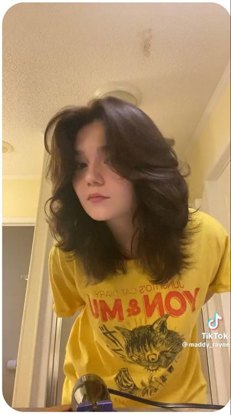 70s shag blowout hair 70s Shag, How To Have Style, Poofy Hair, Short Hair Tomboy, Short Grunge Hair, Hair Inspiration Short, Hairstyles For Layered Hair, Shot Hair Styles, Peinados Fáciles Para Cabello Corto