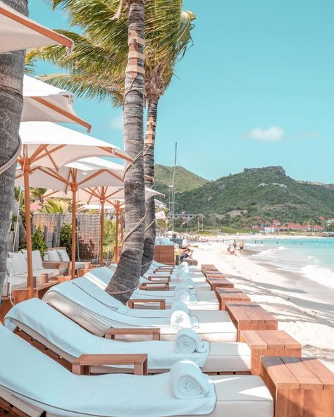 One week later, and I can’t stop thinking about these amazing beach clubs in St. Barths! 🏝️ 1. Nikki Beach - Sundays here are legendary! 🥂🎉 2. Shellona Beach Club - Perfect spot for laid-back vibes and stunning sunsets. 🌅 3. Eden Rock Beach Club - Luxurious and chic, pure paradise! 🏖️ 4. Gyp Sea Beach Club - Boho bliss with a touch of magic. 🌿 5. NAO Beach - The ultimate blend of relaxation and fun. 🌊 Already dreaming about my next visit! 🌺✨Which one would you love to visit? DM to start... Eden Rock, Rock Beach, Nikki Beach, Dream About Me, Beach Clubs, St Barths, Pearl Beach, St Barts, Shell Beach