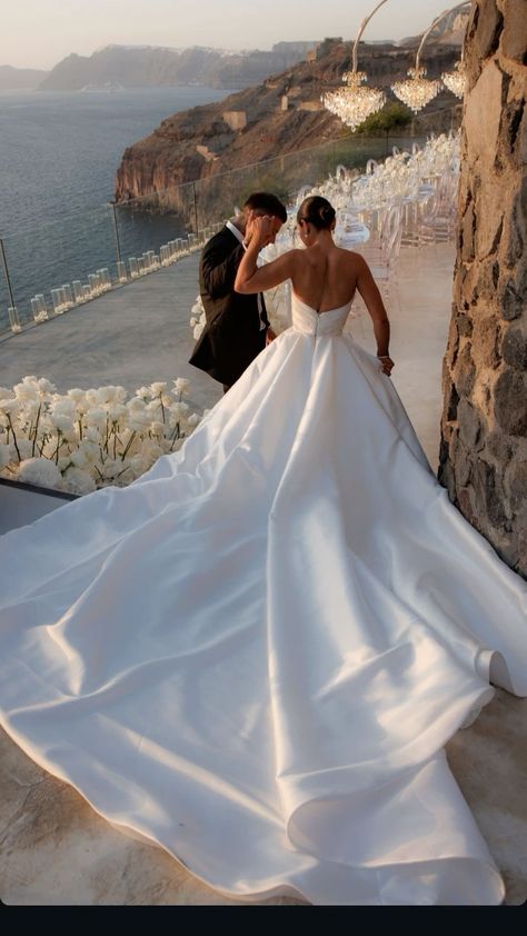 Long Train Wedding Dress Satin, Wedding Dress With Big Train, Extra Long Wedding Dress Train, Big Long Wedding Dresses, Elegant Wedding Dresses Long Train, Wedding Dresses Rich, Italy Wedding Aesthetic Dress, Classic Wedding Dress Long Train, Big Gown Wedding Dress