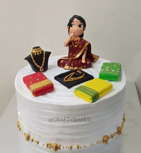 Saree Cake Design, Cake For Foodie Theme, Mummy Birthday Cake, Birthday Cake For Mom Unique, Cake Ideas For Mom, Cake Designs For Girl, Cake Decorating Books, Small Birthday Cakes, Birthday Cake For Mom