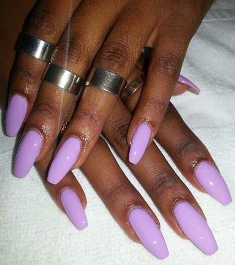 Long purple nails Purple Nails Brown Skin, Different Color Purple Nails, Purple Nails On Dark Skin, Light Purple Dip Nails, Matte Lilac Nails, Lilac Nails Acrylic, Lavender Purple Nails, Lilac Acrylic Nails, Lavender Acrylic Nails