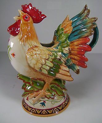 Goose Craft, Rooster Collectibles, Rooster Kitchen Decor, Crockery Design, Clay Fish, Clay Birds, Rooster Kitchen, Ceramic Rooster, Hen Chicken