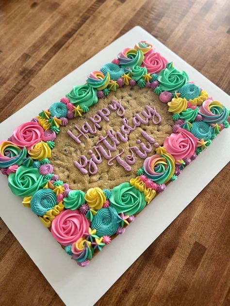 Square Birthday Cake, Cookie Cake Designs, Birthday Sheet Cakes, Cookie Cake Birthday, Giant Cookie, Cute Birthday Cakes, Cake Icing, Cake Designs Birthday, Birthday Cookies