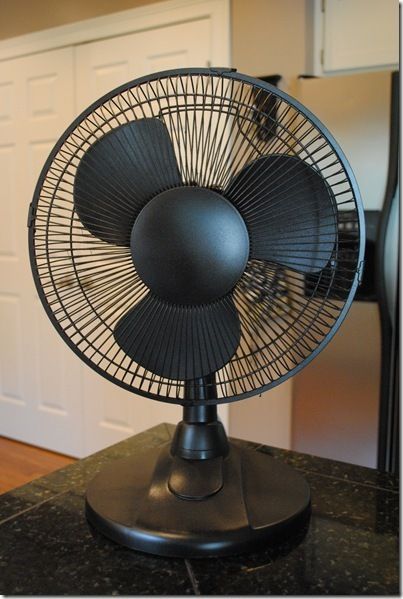 Spray Paint Fan, Fan Makeover, Pottery Barn Look, Bronze Spray Paint, Paint Pottery, White Fan, Painted Fan, Vintage Fan, Old Fan