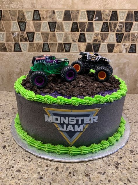 Monster Jams Cakes, Monster Jam Sheet Cake Ideas, Monster Jam Cake Diy, Grave Digger Cake Monster Jam, Diy Monster Jam Cake, Monster Jam Birthday Cake Boys, Simple Monster Truck Cake, Dinosaur Monster Truck Cake, Gravedigger Birthday Party