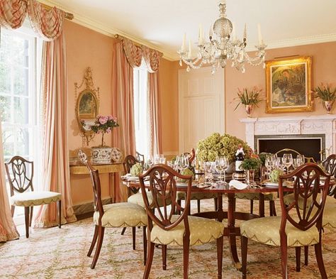 www.eyefordesignlfd.blogspot.com Decorate With Soft Blush Tones Dining Room Decor Traditional, Pink Dining Rooms, Mario Buatta, Country Style Interiors, Traditional Interior Design, Traditional Dining Room, White Bedroom Furniture, Elegant Dining Room, Up House