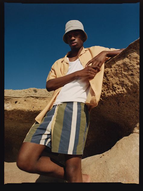 Zara Men Summer, Beach Fashion Editorial, Beach Editorial, Swimwear Photoshoot, Zara Men, Mens Shorts Outfits, Mens Editorial, Men Photoshoot, Man Photography