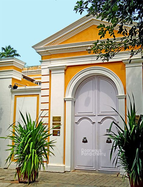 IFP, Institut Français de Pondichéry (French Institute of Pondicherry), one of the main indology centers in the world. 11, Rue Saint Louis, Pondicherry, 605001,INDIA. 2010. Pondicherry, Indian Architecture, High Court, Dream House Exterior, Chinese Painting, Saint Louis, St Louis, House Exterior, Home Interior