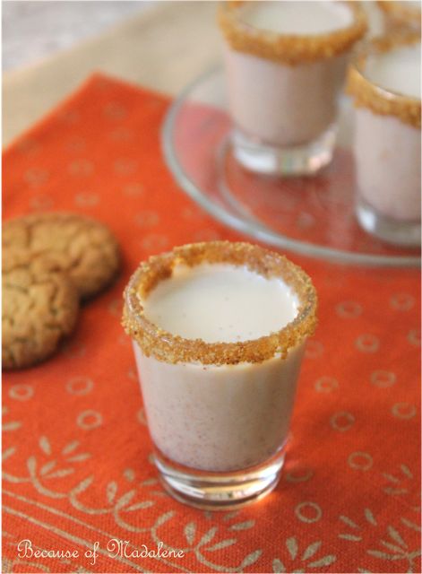 Pumpkin Pie Shots.... yes please! @Liz Mester Cole would love knowing I found a way to use pumpkin :) Pumpkin Pie Shots, Dessert Shots, Shots Alcohol, Ginger Snap Cookies, Vanilla Vodka, Shot Recipes, Pumpkin Cream, Holiday Drinks, Gluten Free Cookies