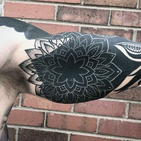 70 All Black Tattoos For Men - Blackout Design Ideas White Over Black Tattoo, Tattoo Bicep, Faith Tattoos, Tatuaje Cover Up, Black Sleeve Tattoo, All Black Tattoos, Black Tattoo Cover Up, Black White Tattoos, My Tattoos