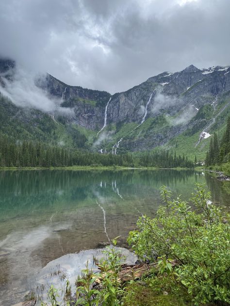 Avalanche Lake Glacier National Park Montana [OC][4032x3024]  Click the link for this photo in Original Resolution.  If you have Twitter follow twitter.com/lifeporn5 for more cool photos.  Thank you author: https://bit.ly/3eTR5L9  Broadcasted to you on Pinterest by pinterest.com/sasha_limm  Have The Nice Life! Glacier Lake Montana, Fairy Lake Montana, Avalanche Lake Glacier National Park, Avalanche Lake Montana, Avalanche Lake, Lake Montana, Seasonal Work, North Idaho, Dream Trips