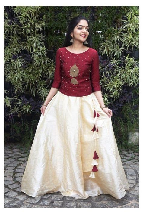 Elegant Skirt Outfits, Long Skirt Top Designs, डिजाइनर कपड़े, Long Skirt And Top, Long Blouse Designs, Lehenga Saree Design, Choli Dress, Sari Design, Long Gown Design