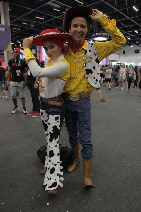 Woody & Jessie costume ideas Woody And Jessie Costumes, Jessie Halloween Costume, Jessie Halloween, Carnaval Ideas, Jessie Costume, Costumes 2023, Woody Costume, Woody And Jessie, Halloween Inspo