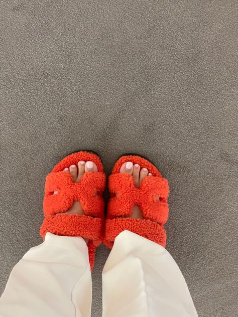 Hermes Fur Slides, Fluffy Hermes Sandals, Hermes Teddy Bear Sandals, Fluffy Sandals, Cute Slides, Bling Sandals, Hermes Orange, Famous Dress, Fun Heels