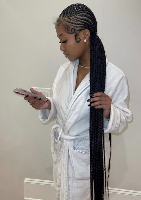 Long Cornrows For Black Women, Knee Length Stitch Braids, Des Dior Braids, Free Style Braids, Small Feed In Braids Cornrows, Freestyle Feed In Braids, Ashanti Braids, Swirl Cornrows, Cruise Hairstyles For Black Women