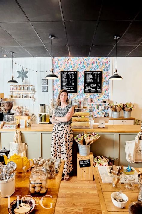 A Glimpse Inside Eastport General Store - Cottages & Gardens Mercantile Store Ideas, Modern General Store, Old General Stores, Hampton Estates, Scented Laundry Detergent, Hamptons New York, Grocery Market, Estate Garden, Room Smells