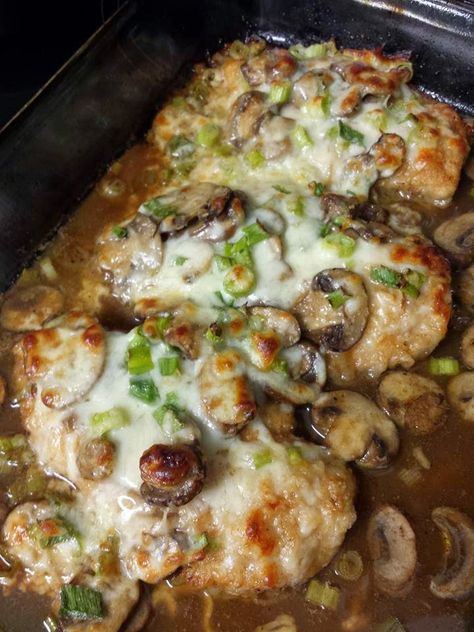 Chicken Lombardy Recipes, Chicken Lombardy, Chicken Entrees, Winner Winner Chicken Dinner, Idee Pasto Sano, Tikka Masala, Poultry Recipes, Turkey Recipes, Main Dish Recipes