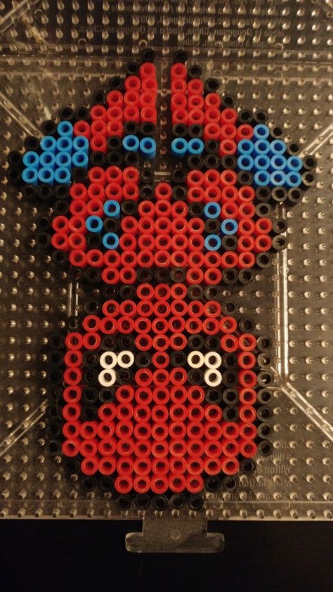 Pearl Beads Pattern Spiderman, Pyssla Ideas Spiderman, Iron Beads Spiderman, Spiderman Pearl Beads, Spider Man Perler Bead Pattern, Spiderman Perler Bead Patterns, Red Perler Bead Patterns, Perler Bead Patterns Marvel, Miles Morales Perler Beads