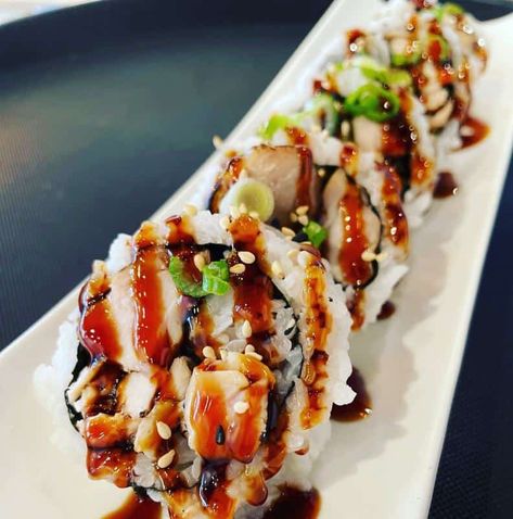 Chicken Teriyaki Sushi Rolls, Crab Sushi Roll Recipes, Beef Sushi Roll, Chicken Teriyaki Sushi, Chicken Sushi Rolls, High Tea Aesthetic, Teriyaki Sushi, Cooked Sushi Rolls, Japanese Sushi Recipes