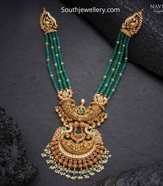 Emerald beads necklace with peacock nakshi pendant photo Handmade Necklaces Beads, Nakshi Pendant, Emerald Beads Necklace, Necklaces Beads, Ruby Jewelry Necklaces, Temple Jewelry Necklace, Antique Gold Jewelry Indian, Antique Jewellery Designs, Pearl Necklace Designs