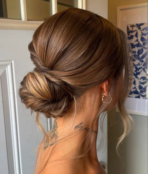 Debs Hair, Moh Hair, Low Bun Wedding Hair, Bridesmaid Hair Inspo, Bridemaids Hairstyles, Wedding Hair Up, Bridesmaids Hair, Guest Hair, Bridal Hair Buns