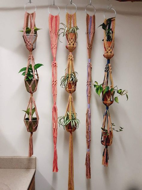 Triple Plant Hanger Macrame, 3 Tier Macrame Plant Hanger, 3 Plant Macrame Hanger, Outdoor Macrame Plant Hanger, Triple Plant Hanger, Triple Macrame Plant Hanger Diy, Triple Macrame Plant Hanger, Jute Macrame, Plant Pot Holders