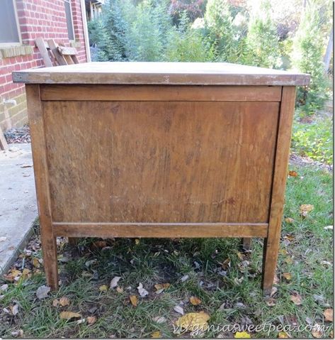 Vintage Teacher’s Desk Makeover Desk Upcycle Ideas Wood, Vintage Teachers Desk Makeover, Upcycled Teachers Desk, Vintage Teachers Desk, Ethan Allen Desk Makeover, Painted Teacher Desk, Diy Old Desk Makeover Ideas, Teachers Desk Makeover, Old Desk Repurpose