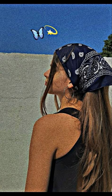 Bandana Hairstyles For Long Hair, Bandana Girl, Bff Photoshoot Poses, Bandana Hairstyles, Clipuri Video, Style Hair, Girls Dpz, Hair Dye, Photoshoot Poses