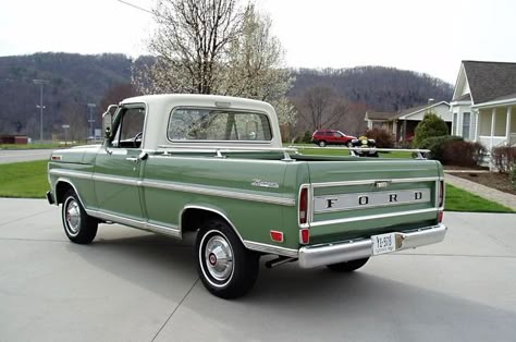 1969 Ford F100, Best Pickup Truck, Studebaker Trucks, Green Slime, Truck Ford, Green Truck, Ford Ranger Truck, Ranger Truck, Vintage Pickup Trucks