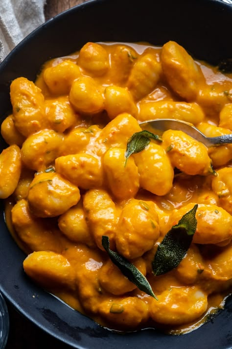 Pumpkin Gnocchi Sauce, Fried Sage, Sage Sauce, Pumpkin Gnocchi, Savory Pumpkin Recipes, Pumpkin Sauce, Homemade Gnocchi, Fall Comfort Food, Fall Cooking