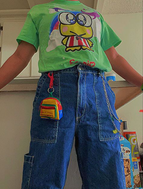 #kidcore #keroppi #sanrio #sanriocore #indie #colorful Sanrio Outfits Masc, Colorful Kidcore Outfits, Green Kidcore Outfit, Simple Kidcore Outfits, Kawaii Kidcore Outfit, Casual Kidcore Outfits, Aesthetic Outfits Kidcore, Sillycore Outfit, Kidcore Winter Outfits