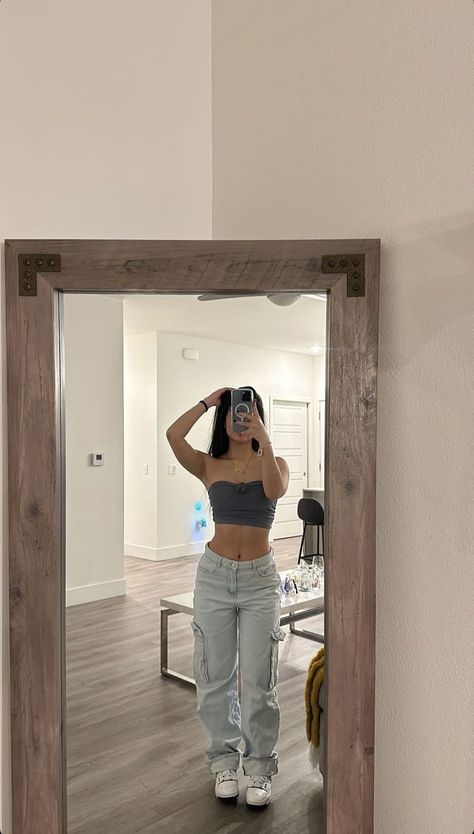 Fitcheck Poses, Mirror Fit Pics, Outfits Con Jeans, Trendy Boy Outfits, Mirror Selfie Poses, Outfit Inspo Casual, Y2k Outfits, Poses For Photos, Instagram Photo Inspiration