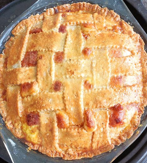 Ricotta Easter Rice Pie Italian Rice Pie Easter, Easter Rice Pie, Rice Pie Recipe, Rice Pie, Easter Dessert Table, Baking Soda And Honey, Italian American Food, Easter Pie, Cooking Tricks