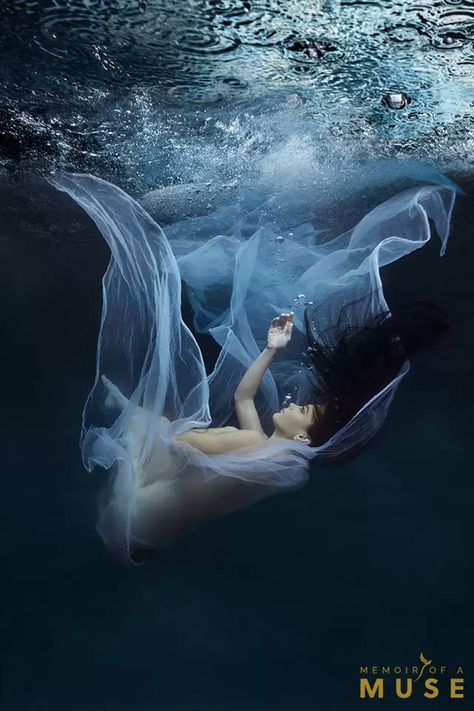 The Self-Love / Boudoir Underwater Experience | Memoirs of a Muse Underwater Photography Pool, Underwater Lovers, Underwater Model, Underwater Photoshoot, Underwater Portrait, Pool Photography, Photography Genres, Water Aesthetic, Water Carrier