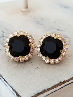 Love this look | Fashion Inspiration - Earring 400 – ONDAISY Stud Earrings Black, Black Bridesmaid, Black Stud Earrings, Black Bridal, Black Stud, Earrings Bridesmaid, Halo Earrings Studs, Earrings Crystal, Diamond Stud Earrings