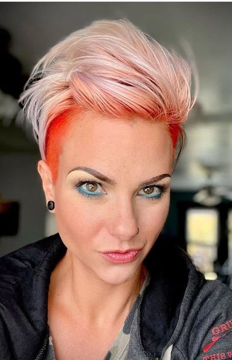 Pixie Hair Color, Natural Dark Hair, Cool Blonde Hair Colour, Yellow Hair Color, Lavender Hair Colors, Bob Hair Color, Edgy Pixie, Cool Blonde Hair, Short Hairdos