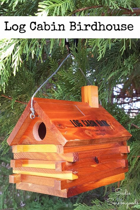 Log Cabin Bird House, Cabin Birdhouse, Vintage Log Cabin, Diy Birdhouse, Diy Yard Decor, Diy Cabin, Rustic Log Cabin, Bird House Plans, Vintage Bank