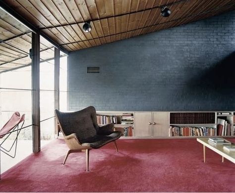 Painted Brick Walls, Carpet Decor, Street House, Red Rooms, Design Del Prodotto, Red Walls, Australian Homes, Furniture Designer, Living Room Grey