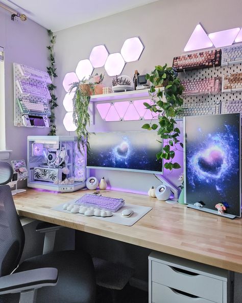 Pc Gaming Setup Anime, Purple Game Room, Purple Gaming Keyboard, White And Purple Gaming Setup, Lilac Gaming Setup, Lavender Office Ideas, Imac Desk Setup Aesthetic Purple, Pastel Pc Setup, Purple Setup