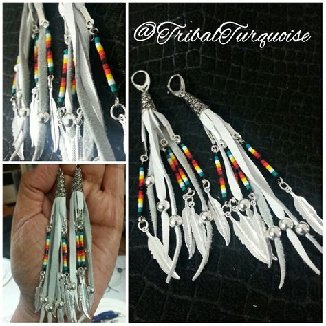 Seed Bead Feather Earrings Tutorial, Native Jewelry Beaded, Western Beaded Earrings, Beaded Feather, Native American Beadwork Patterns, Diy Seed Bead Earrings, Seed Bead Jewelry Patterns, Native Beading Patterns, Beadwork Designs