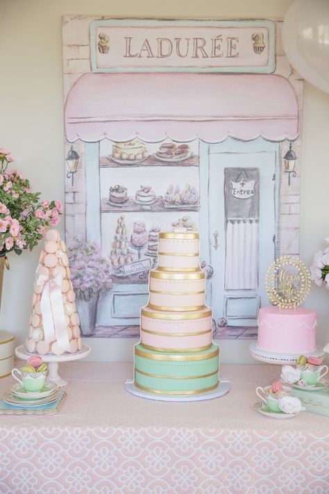 Cake Photography Ideas, Tea Party Birthday Ideas, Parisian Party Theme, Paris Themed Birthday Party, Paris Tea, Parisian Party, Paris Birthday Parties, Laduree Paris, Paris Theme Party