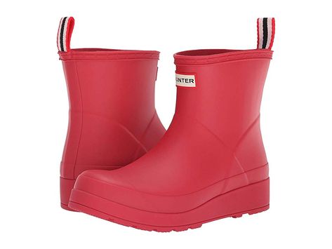 Hunter Original Play Boot Short Rain Boots (Flare) Women's Rain Boots. Note: Select your US size. Please be advised  the product and box will display UK  US and Euro sizing. For US sizing  both men's and women's sizing is displayed. Men's sizing is represented by M and women's sizing is represented by F. Bring a splash of color to your look with the refined Hunter Original Play Boot Short Rain Boots. Vulcanized natural rubber  #Hunter #Shoes #Boot #Rain #Red Hunter Boots Red, Hunter Boots Short, Thrift Fits, Red Hunter Boots, Man Hunter, Short Rain Boots, Mens Rain Boots, Men’s Boots, Womens Rain Boots